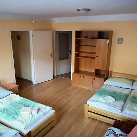 Lägenhet Ubytovani - Cerna Hora - Apartman